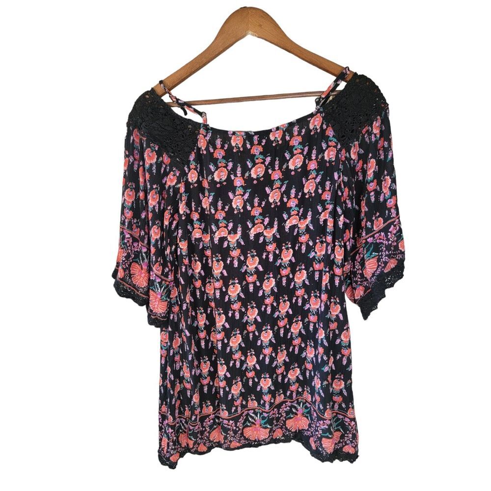 Angie Size Large Black Top Boho Peasant Crochet Floral‎ Cold Shoulder Tassel - Picture 4 of 4